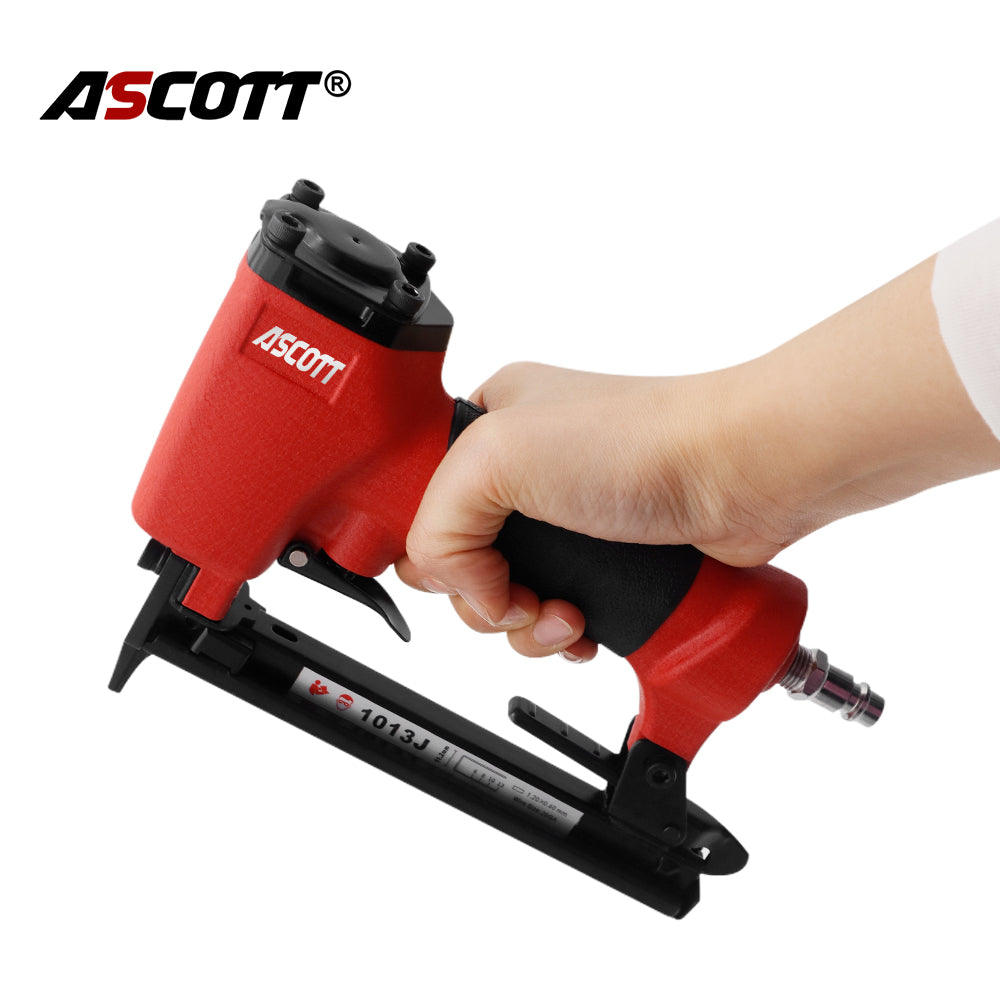 ASCOTT 1013J Air Stapler 20GA Pneumatic Nail Gun 5-13mm Nails for Sofa Wooden Fence Floor Woodworking Furniture Decoration DIY